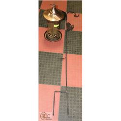 HANGING BIRD FEEDER WITH STAND