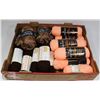 Image 1 : FLAT OF ASSORTED YARN