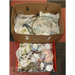 ESTATE BOX OF TEA CUPS, HEAVY GLASS SERVING TRAYS