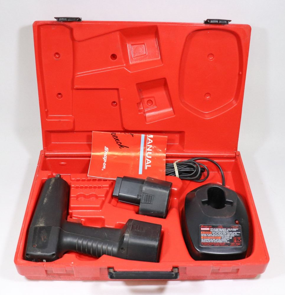SNAPON CT30 CORD FREE IMPACT WRENCH