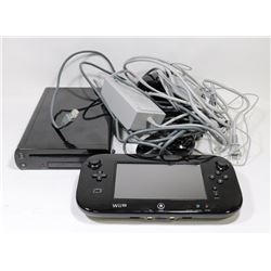 WII U VIDEO GAME SYSTEM WITH 2 CONTROLLERS