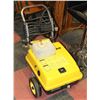 Image 1 : JOHN DEERE A18 PRESSURE WASHER NO SPRAY WAND