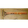 Image 1 : LOT WITH SQUEEGY, RAKE & PITCH FORK -