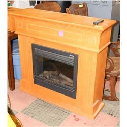 WOOD FIREPLACE MANTLE WITH SUNBEAM ELECTRIC