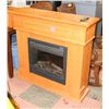 Image 1 : WOOD FIREPLACE MANTLE WITH SUNBEAM ELECTRIC
