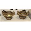Image 1 : 2 ROMAN STYLE POTS.