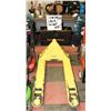 Image 1 : YELLOW PALLET JACK 5500LBS RECONDITIONED