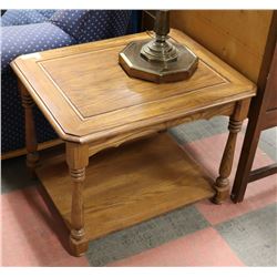 VINTAGE WOOD END TABLE