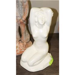 VINTAGE ESTATE NUDE STATUE 14" SIGNED.