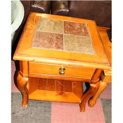 ESTATE WOOD & TILE TOP SIDE TABLE/ENTRY