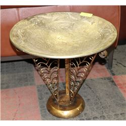 ORNATE BOWL ON STAND