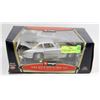 Image 1 : DURAGO 1954 MERCEDES-BENZ 300 SL 1:18 SCALE DIE