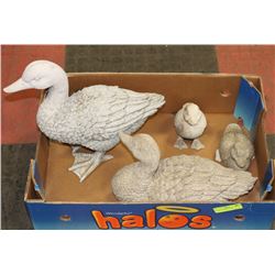 SET OF 4 GARDEN DUCKS.