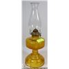 Image 1 : VINTAGE OIL LAMP.