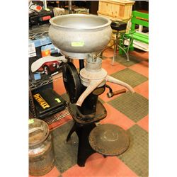 COMPLETE CREAM  SEPERATOR, INCLUDES SHUT OFF