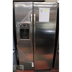 GE 25.4 CU FT SIDE BY SIDE FRIDGE WITH DISPENSER