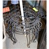 Image 1 : 4 METAL PATIO PLANT STANDS