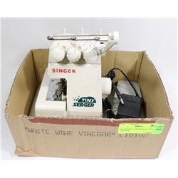 SINGER TINY SERGER WITH FOOT CONTROL
