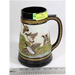 LARGE CANADA GOOSE HANDPAINTED BEER STEIN