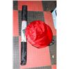 Image 1 : WINDSHIELD COVER WITH THROW UP TENT