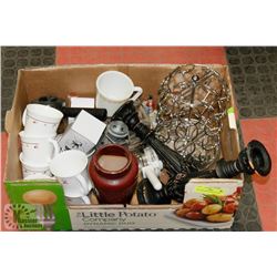 ASSTD KITCHEN & DÉCOR ITEMS