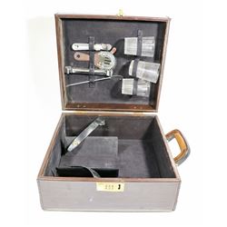 VINTAGE PRESTO TRAVELLING BAR SET