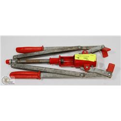 MANUAL WINE BOTTLE CORKER