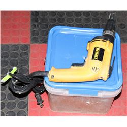 DEWALT DW251 VSR DRYWALL CORDED SCREWDRIVER WITH