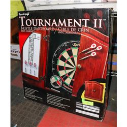 TOURNAMENT II BRISTLE DART BOARD.