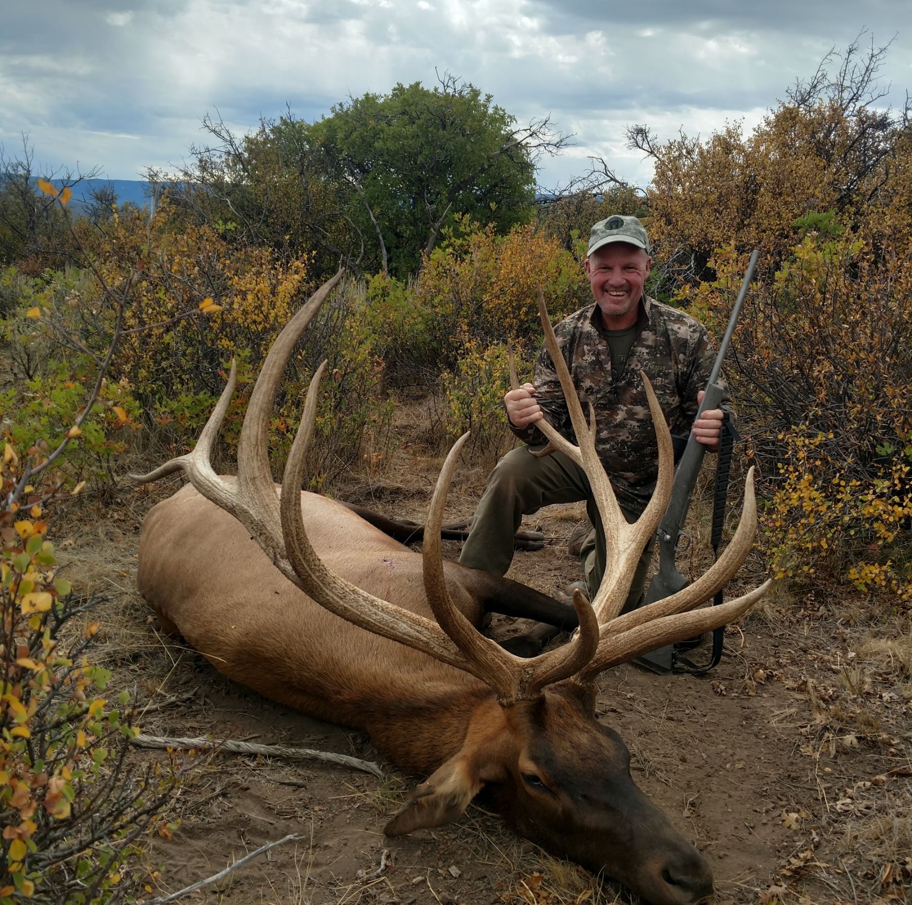 NORTH RIM 4Day Rocky Mountain Elk Hunt for One Hunter in Colorado