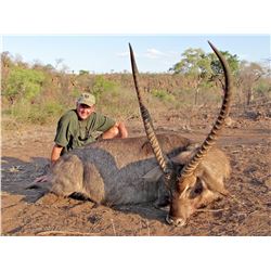 MCDONALD SAFARIS: 7-Day Plains Game and Wingshooting Safari for One Hunter and One Non-Hunter in Moz