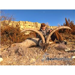 IBEXHUNTSPAIN: 5-Day Beceite Ibex and Iberian Red Stag Hunt for One Hunter and One Non-Hunter in Spa