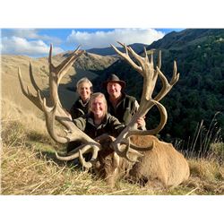 FOUR SEASONS: 4-Day Red Stag and Chamois Hunt for Two Hunters in New Zealand - Includes Trophy Fees