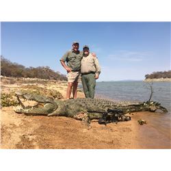 AFRICA MAXIMUM SAFARIS 6-Day Safari in Mozambique for a Monster Nile Crocodile
