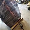 Image 1 : LOT OF FISHING RODS AND REELS