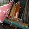 Image 1 : VINTAGE WRINGER