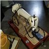 Image 3 : KENMORE SEWING MACHINE AND REGENT SEWING MACHINE