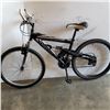 Image 1 : BLACK NAKAMURA BIKE