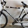 Image 2 : BLACK MARIN BIKE