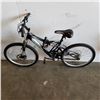 Image 3 : BLACK SILVER HUFFY YOUTH BIKE W/ FRONT DISC BRAKES