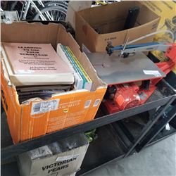 HEGNER MULTI-MAX 18 SCROLL SAW W/ SCROLL SAW BOOKS