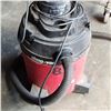 Image 2 : 8 GALLON SHOP VAC