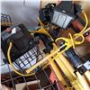 Image 3 : 2 DOUBLE WORK LIGHTS