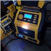 Image 3 : CAT PROFESSIONAL POWER STATION