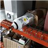 Image 1 : NEW OXYGEN TANK