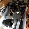 Image 2 : TOTE OF NEW OUTLET SPLITTERS