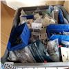 Image 2 : TOTE OF NEW HARDWARE
