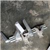 Image 2 : EXTENDABLE BENCH VISE