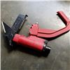 Image 2 : FLOOR AIR NAILER