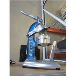 MANUAL FRUIT JUICER D BEER